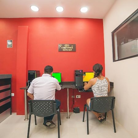Hotel Luxor Pucallpa Luaran gambar
