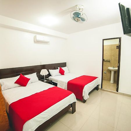 Hotel Luxor Pucallpa Luaran gambar